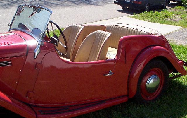 Singer 4AD Interior